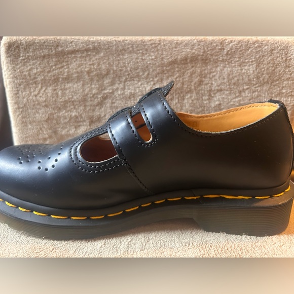 8065 Mary Jane Style Doc Martens in Black Size 6 - Picture 2 of 4
